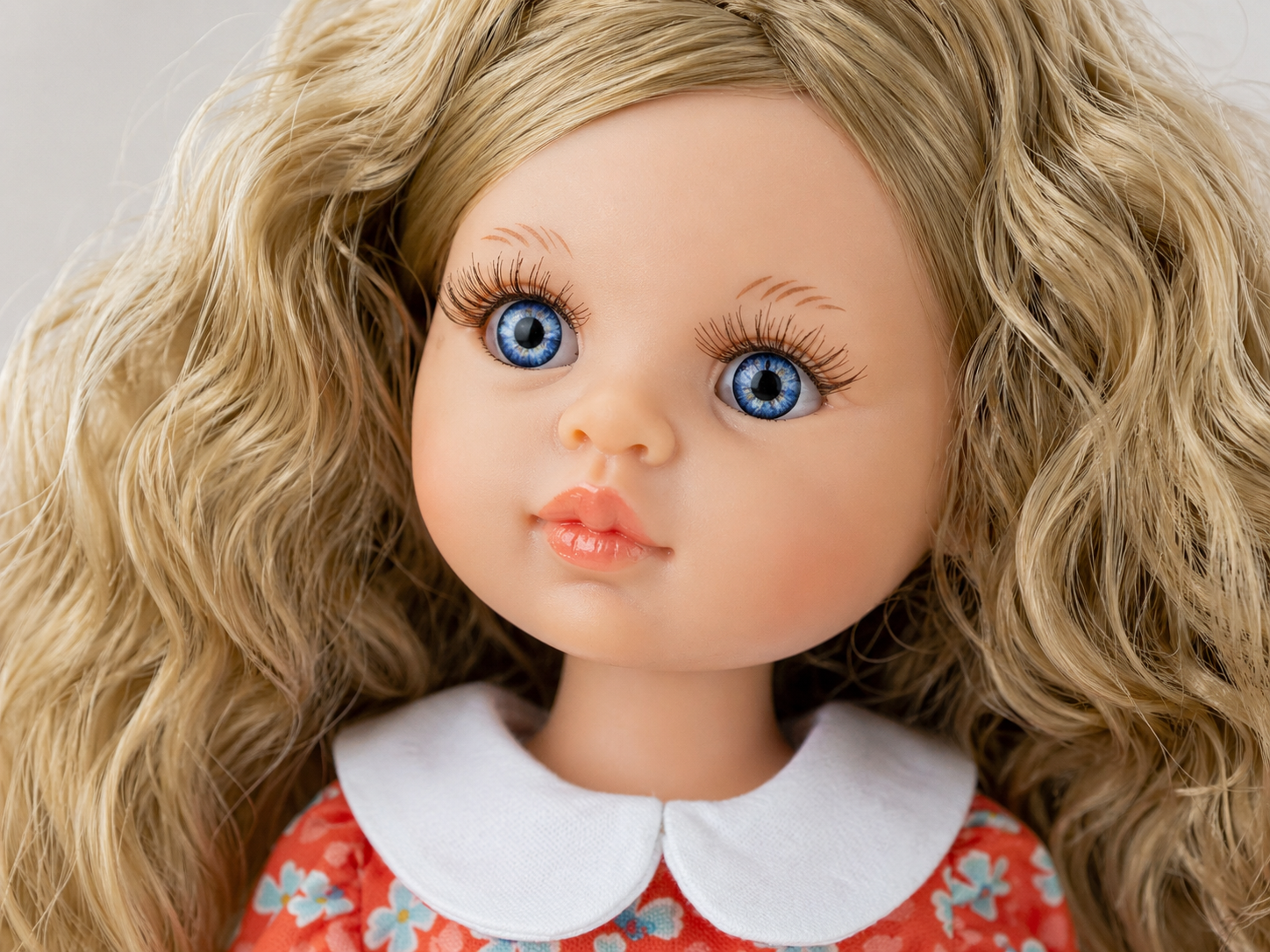 Carla Amiga von Paola Reina – Mädchenpuppe 32 cm – Bild 6